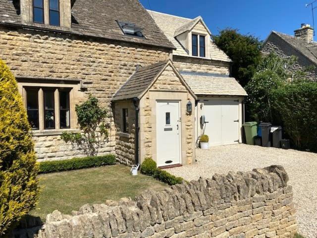 Large Stylish Luxury Cotswold Cottage - Ideal For Families, W/ Ev Charging Andoversford Bagian luar foto